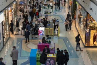 sexta-e-o-novo-sabado:-41-empresas-em-portugal-reduzem-escala-para-4×3